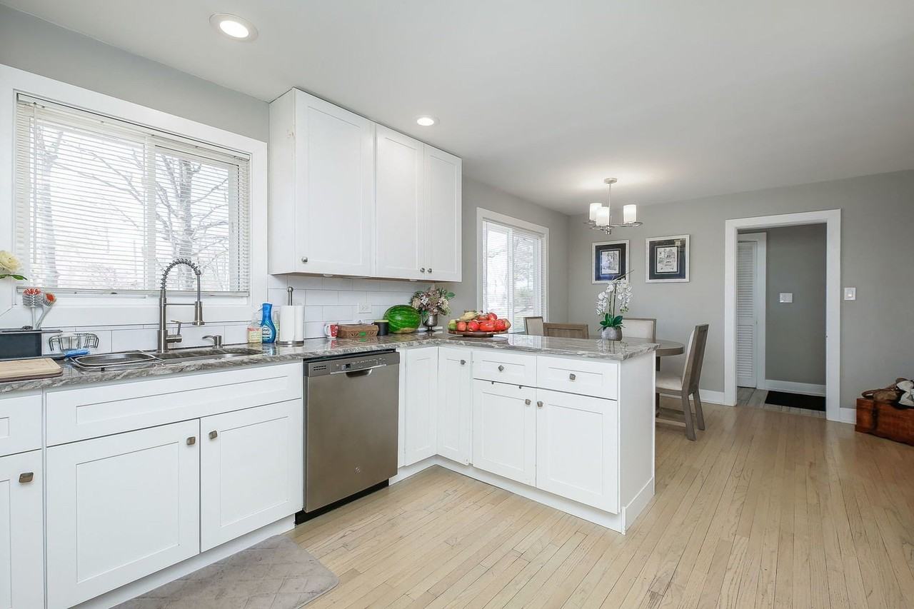 3309 York Road - Photo 6 of 18