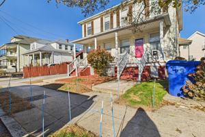 featured image of 34 Alice Street #2