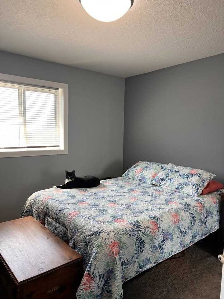 10209 114 Avenue NW #1 - Photo 4 of 13