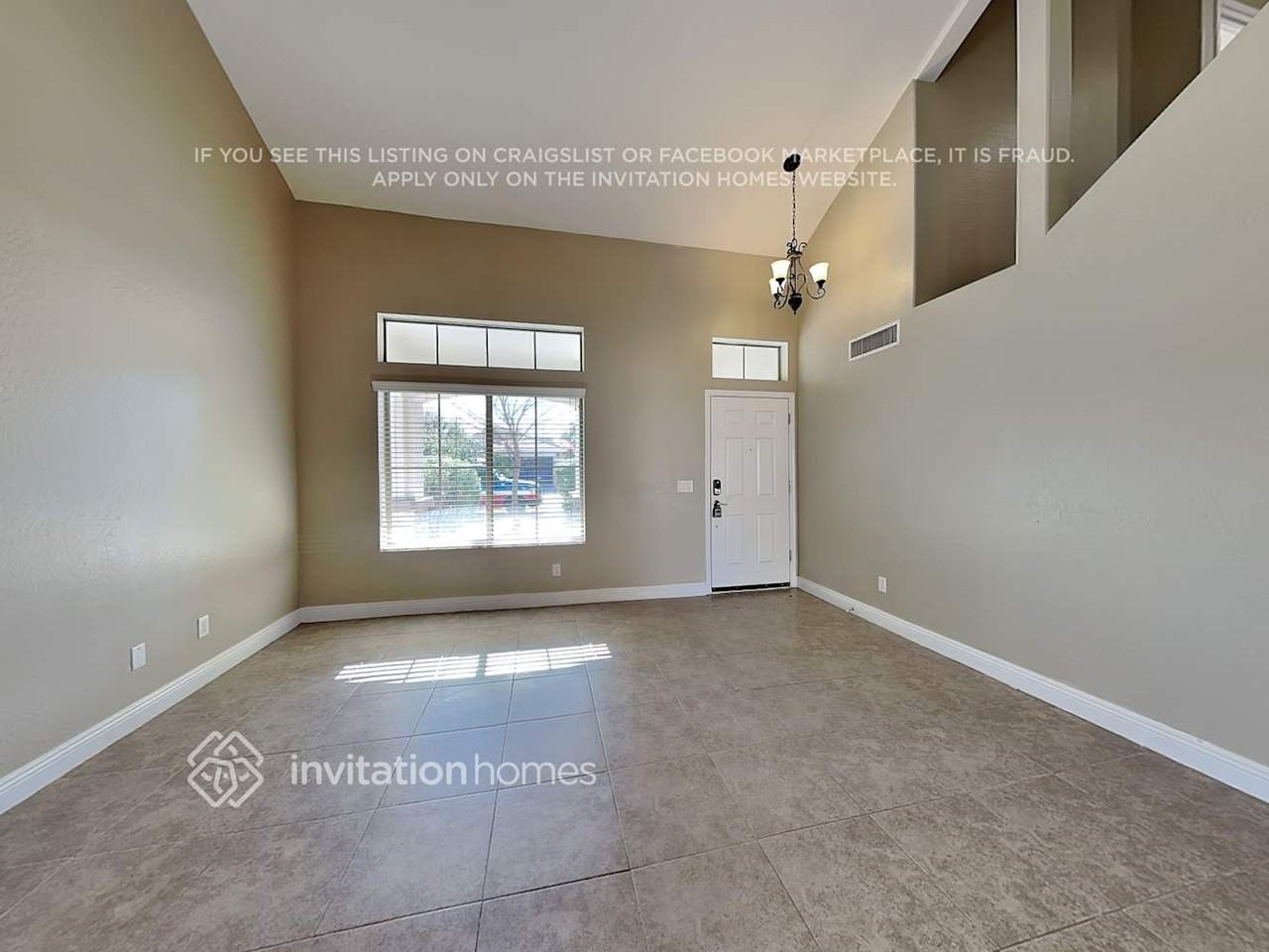 2576 W Prospector Way - Photo 4 of 19