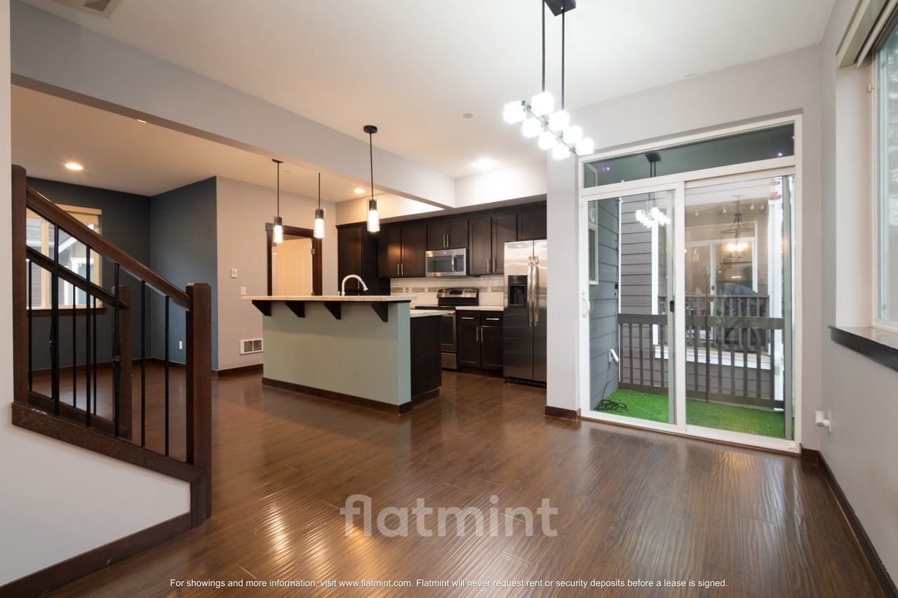 14018 9th Avenue West #1 - Photo 3 of 27