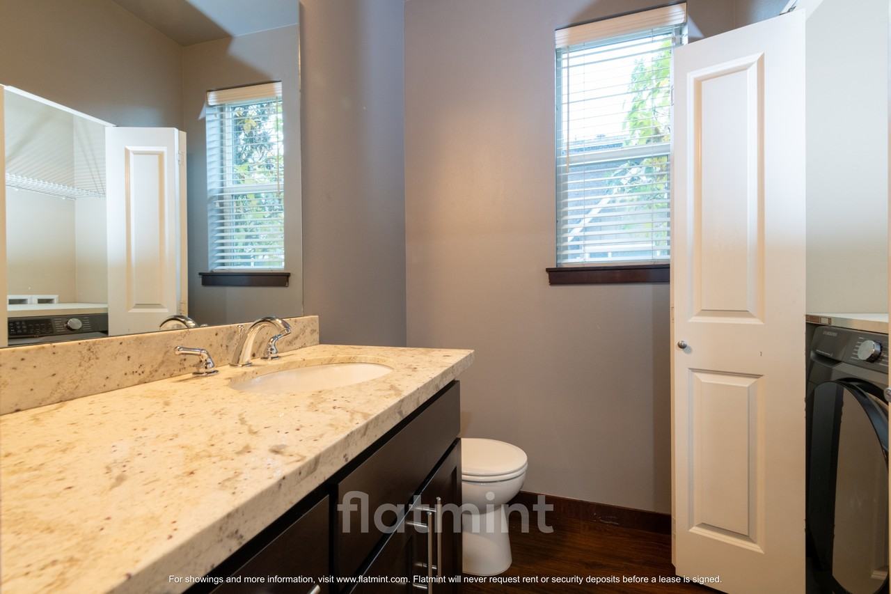 14018 9th Avenue West #1 - Photo 7 of 27