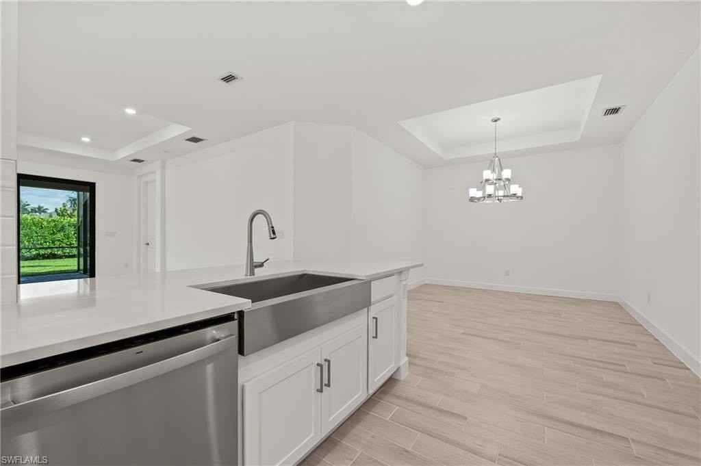 15517 Vittorio Street - Photo 7 of 35