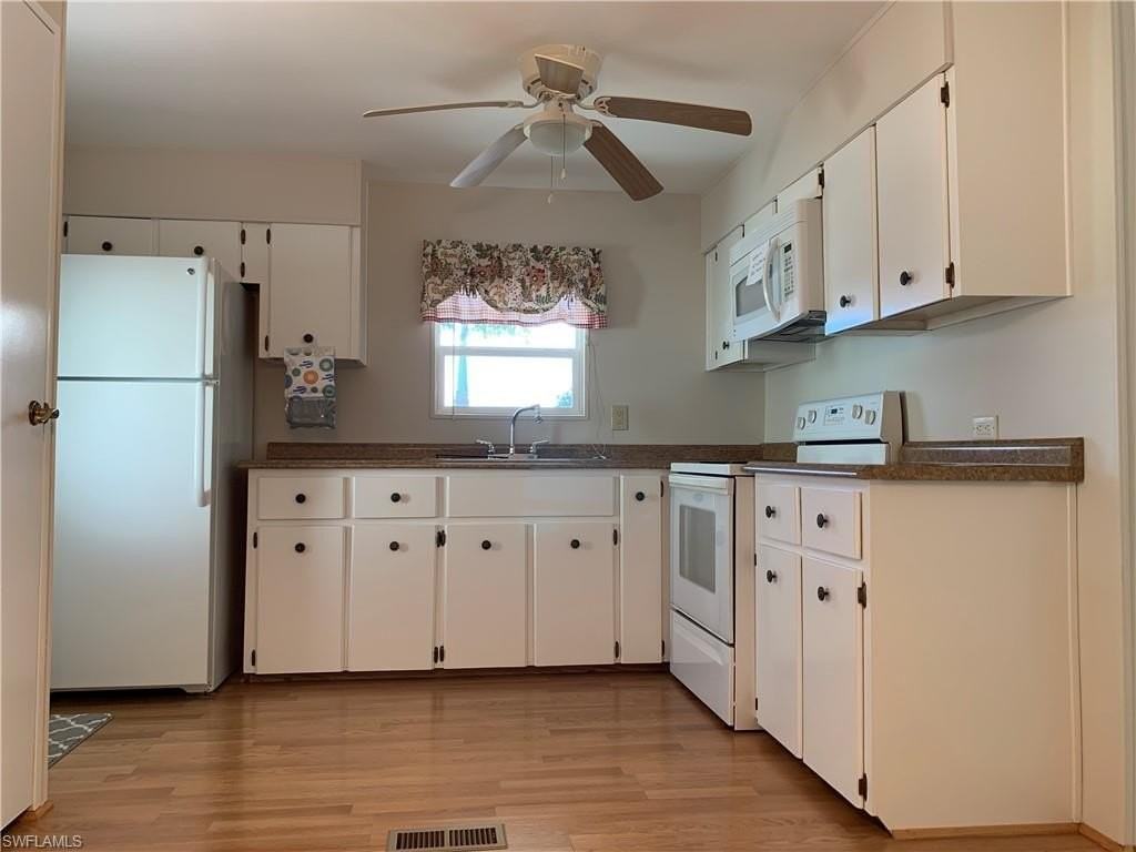 192 Oceans Boulevard #192 - Photo 6 of 24