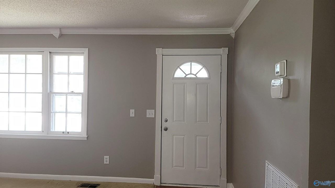 6010 Ellington Rd Nw - Photo 3 of 26