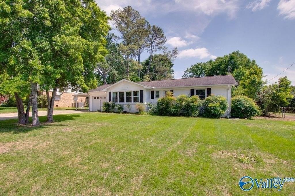 213 Drake Ave Sw - Photo 4 of 46