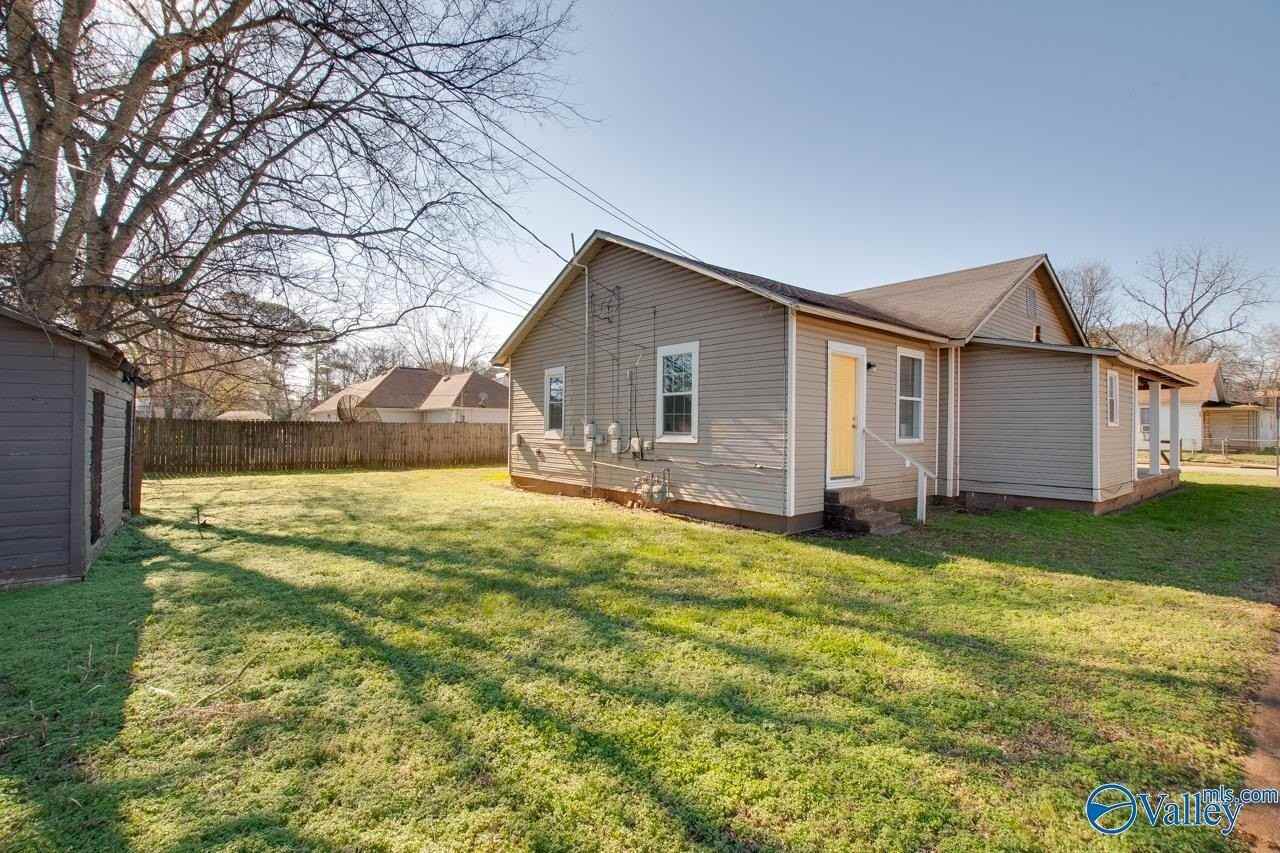 3701 Fairview St Sw - Photo 3 of 16