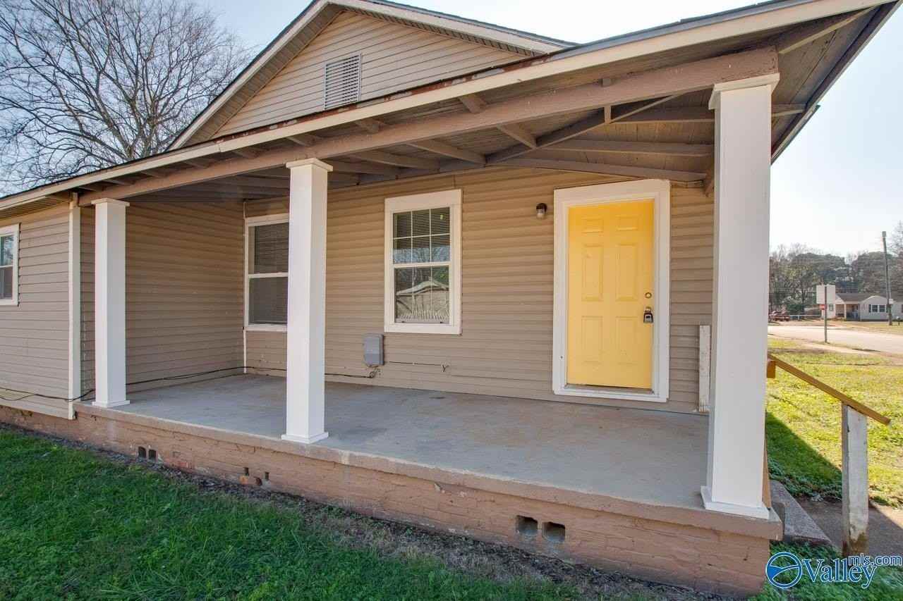 3701 Fairview St Sw - Photo 4 of 16