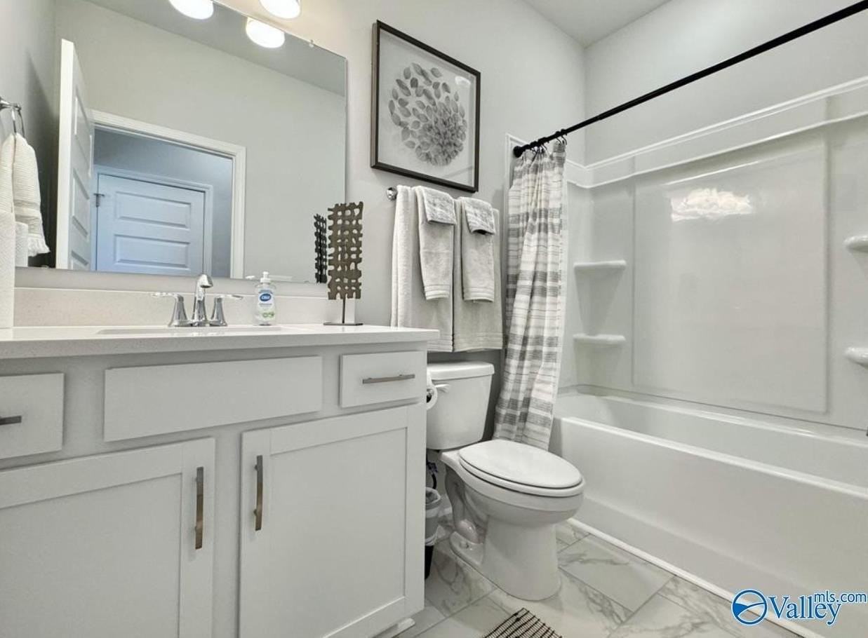 18048 Longleaf Dr - Photo 7 of 14