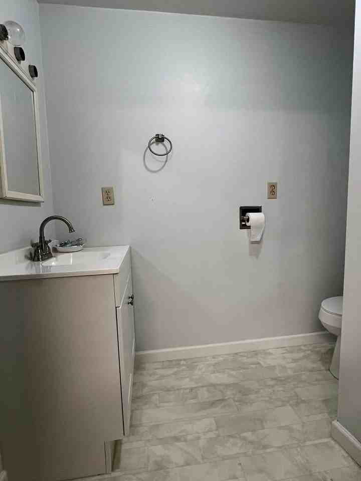 10 Clinton Street - Photo 7 of 8