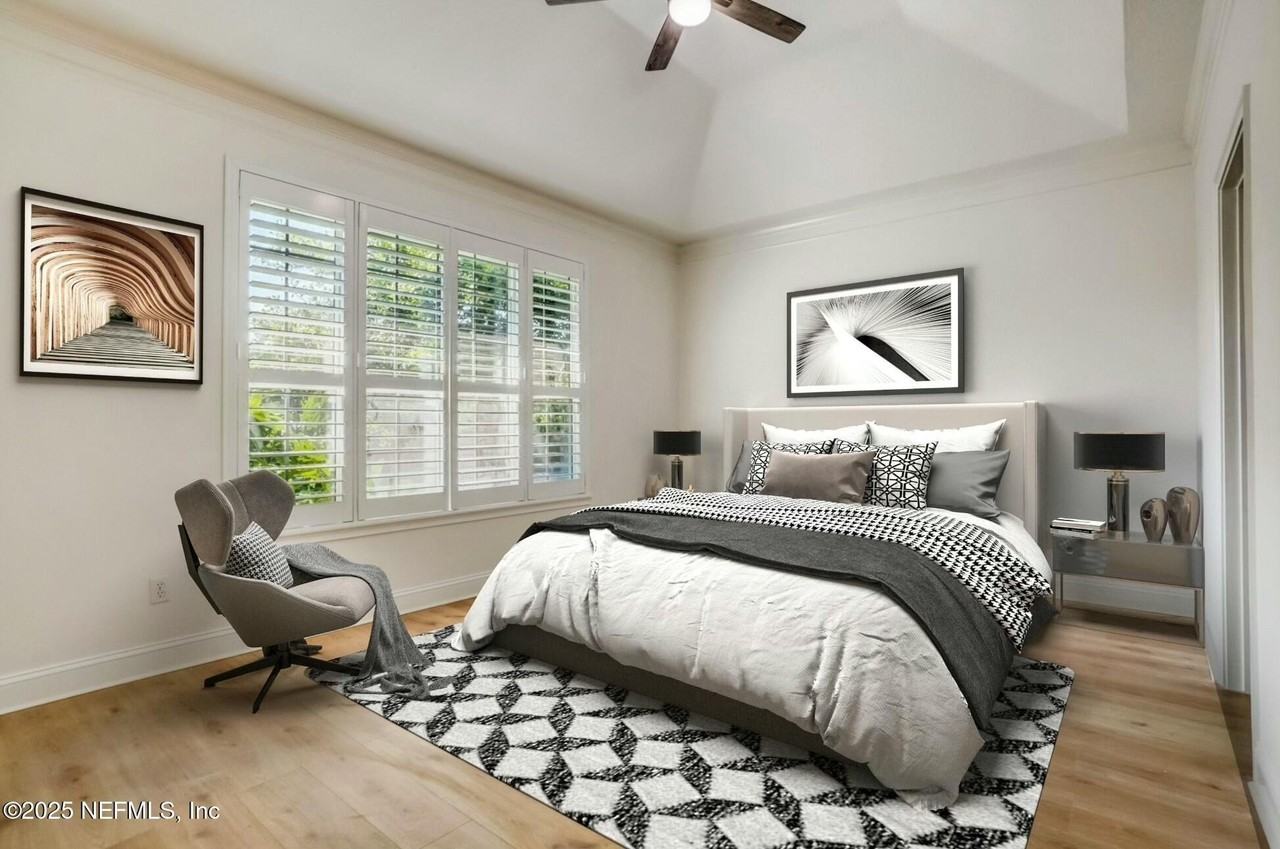 1545 Harbour Club Drive - Photo 4 of 50