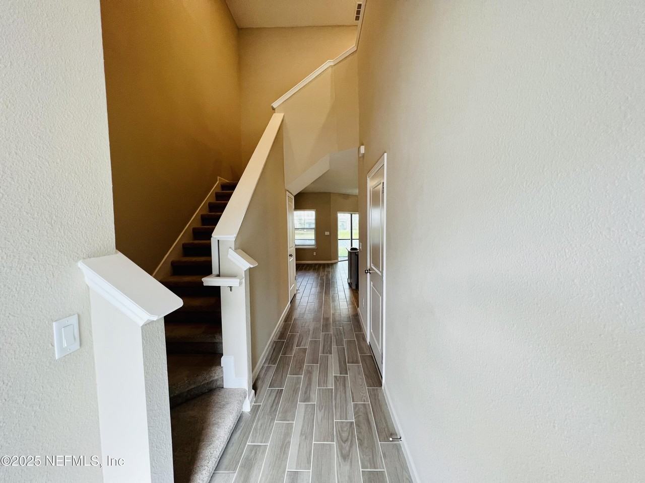 403 Boracay Circle - Photo 2 of 39