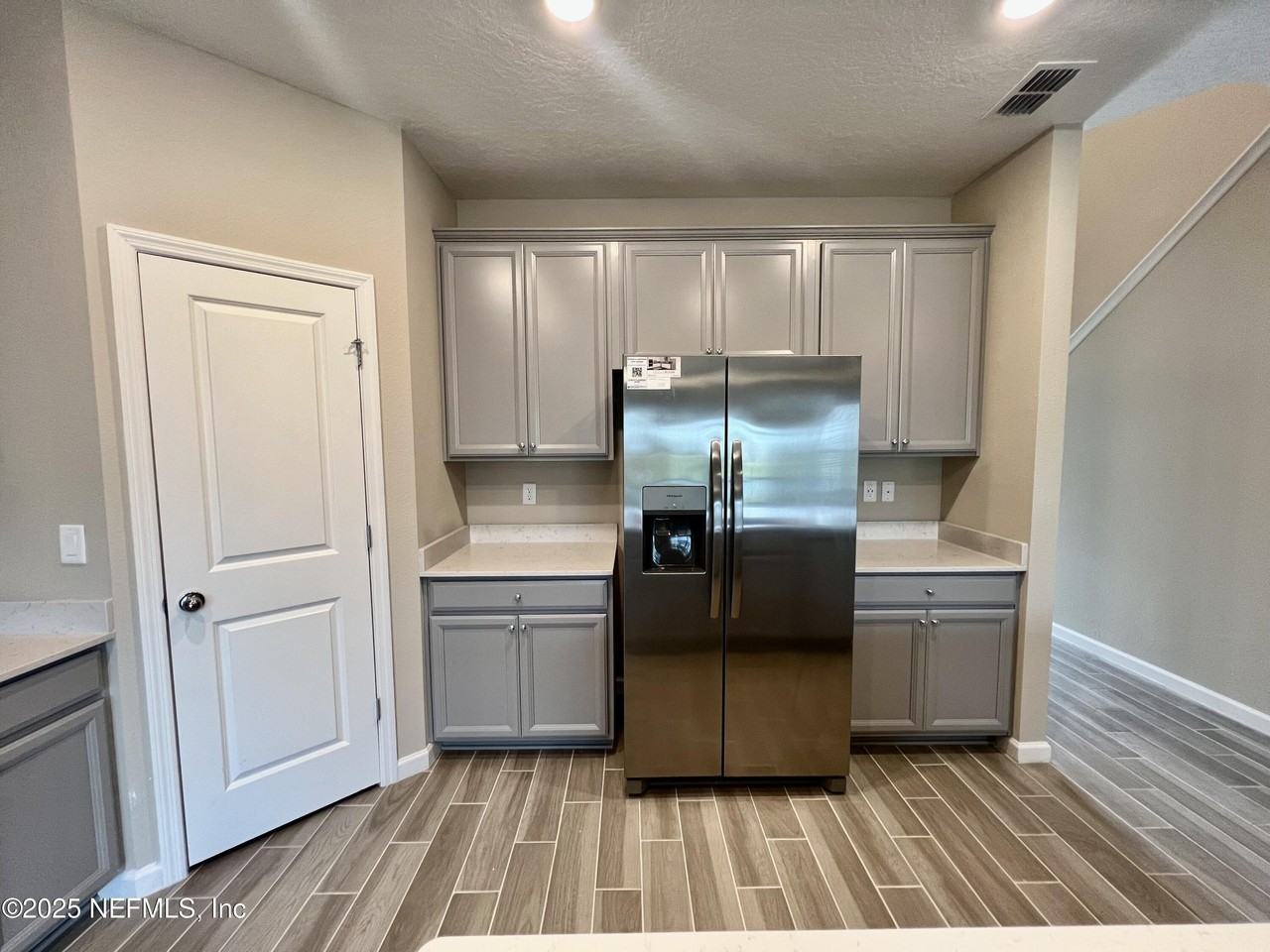 403 Boracay Circle - Photo 6 of 39