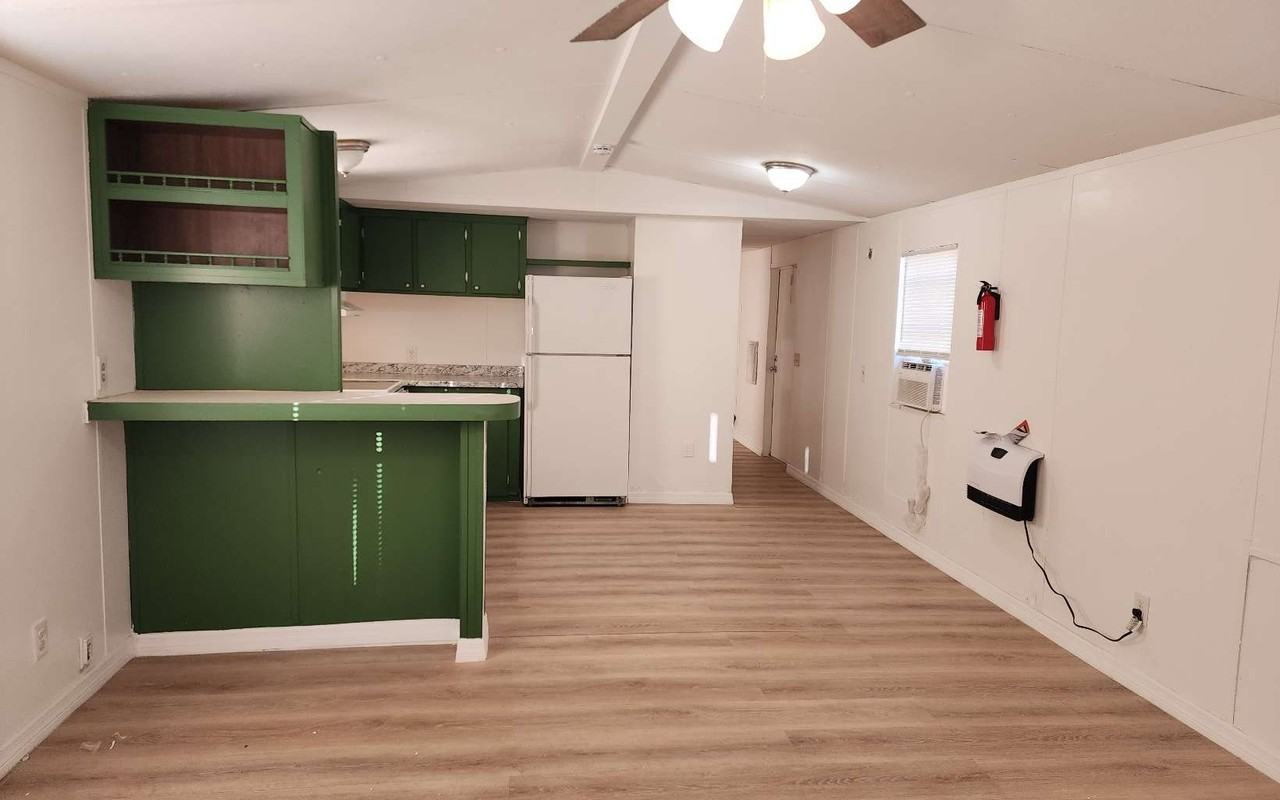 4033 County Road 51 N - Photo 2 of 10