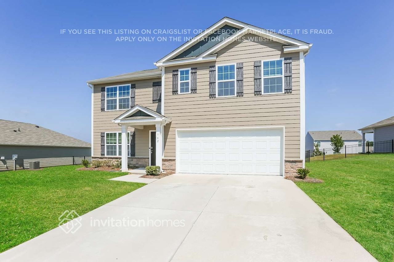 162 Cassius Dr - Photo 4 of 15