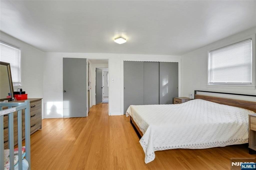 188 Luddington Avenue - Photo 4 of 15