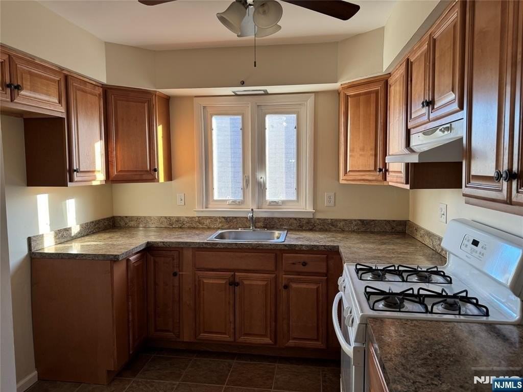 101 Halstead Avenue - Photo 3 of 11