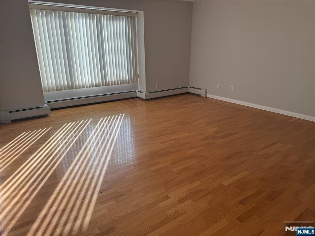 115 East Central Boulevard - Photo 4 of 12