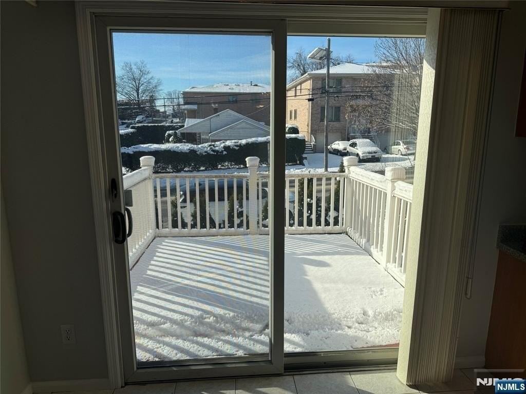 115 East Central Boulevard - Photo 6 of 12