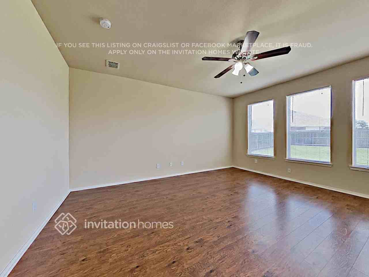 1000 Pebble Creek Drive - Photo 4 of 16