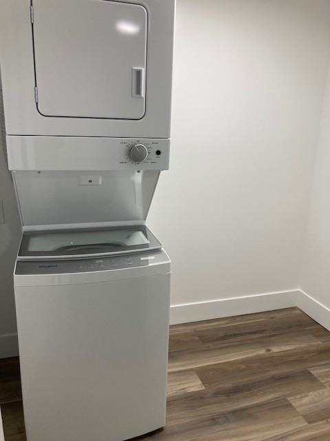 633 West 8th Avenue - Photo 7 of 12