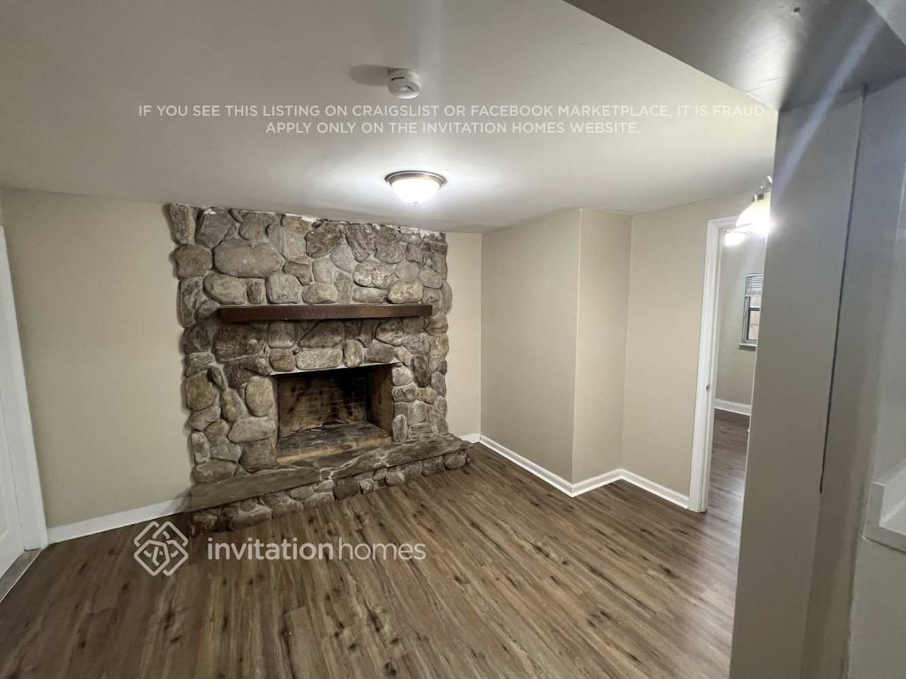 4972 Southwest 4th Street - Photo 3 of 15