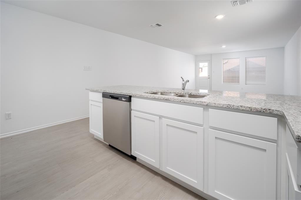 2023 Delphine Drive - Photo 7 of 27