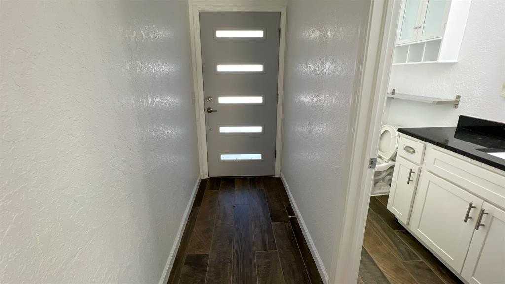 8401 Azurewood Drive - Photo 5 of 30