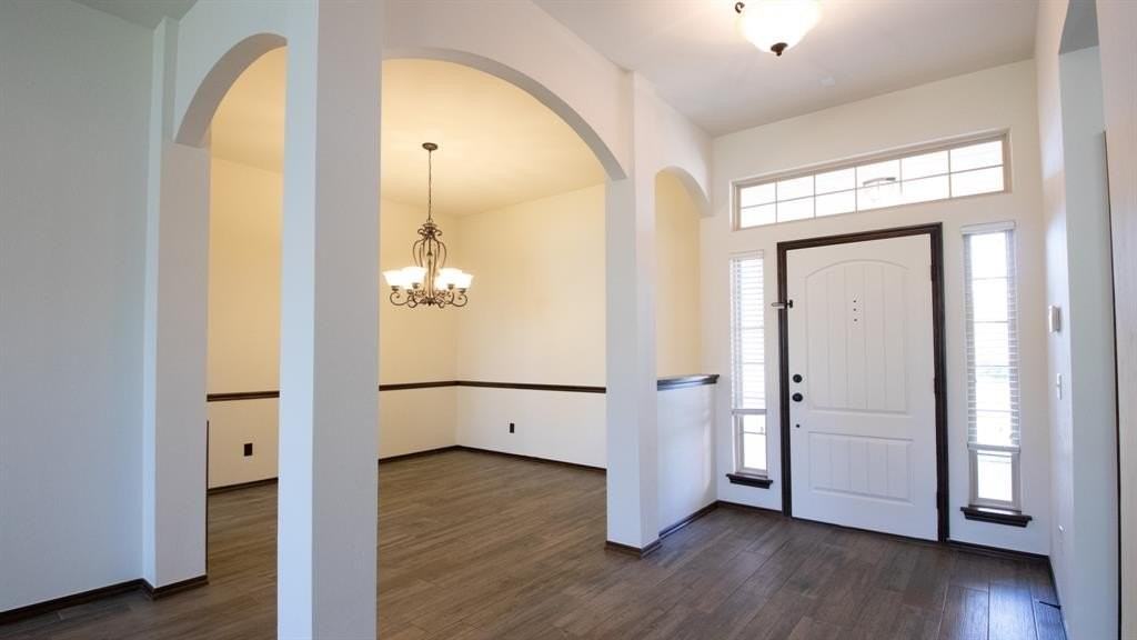 13049 Southwest 5th Street - Photo 6 of 30