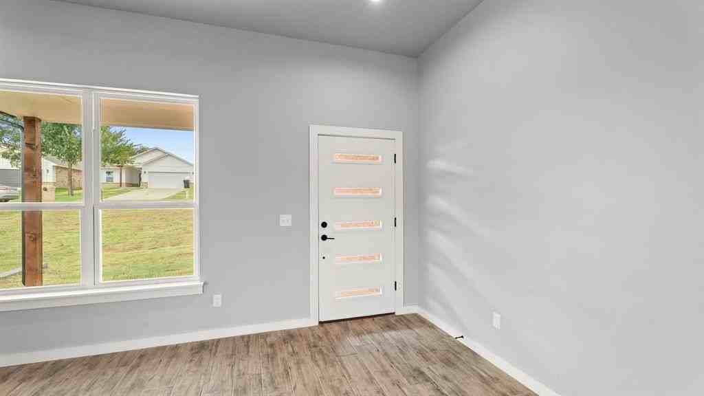 308 West 3rd Street - Photo 4 of 50