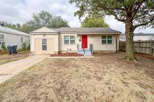 909 Southwest 48th Street - Photo 1 of 1