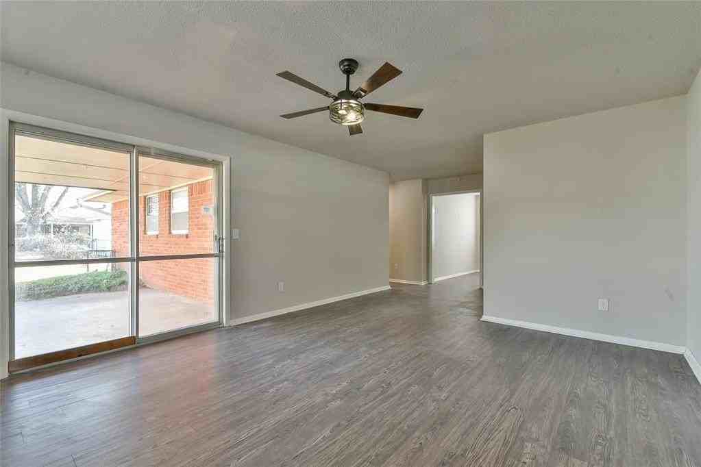 Moraine Avenue - Photo 5 of 25