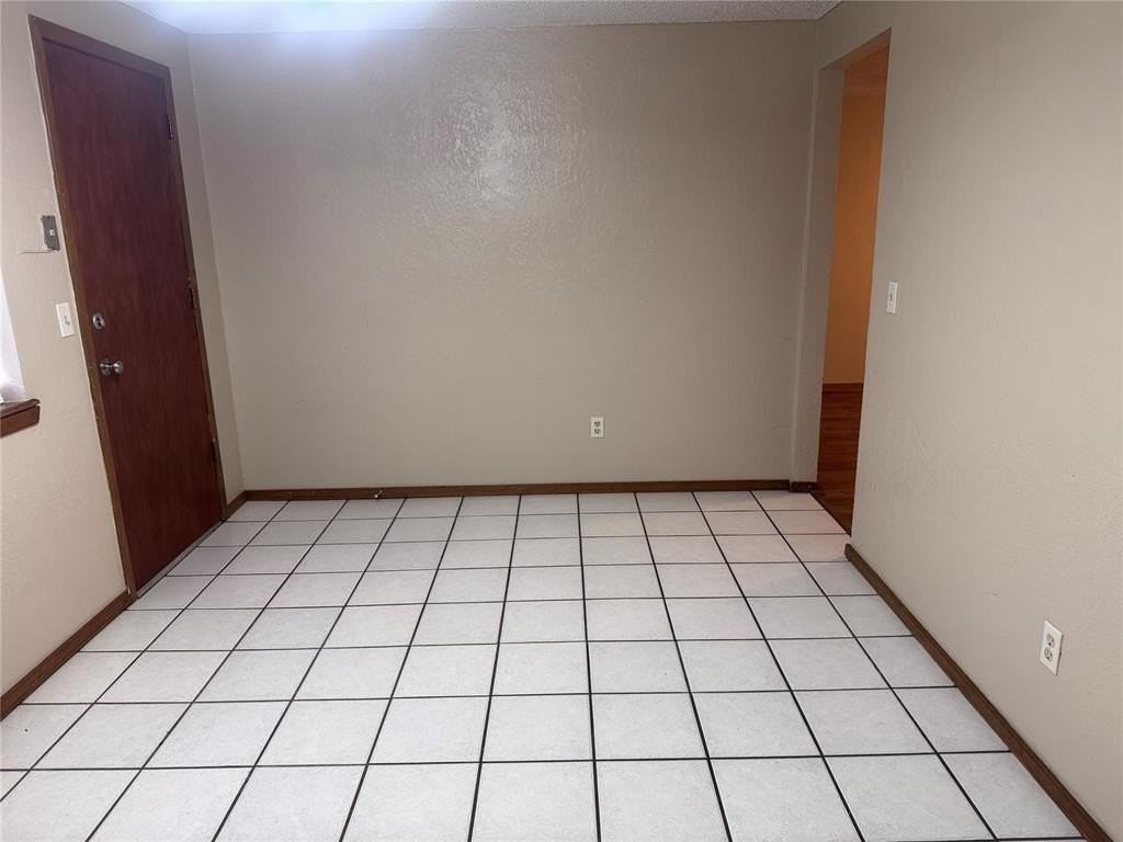 1009 Lap Wing Road - Photo 3 of 13