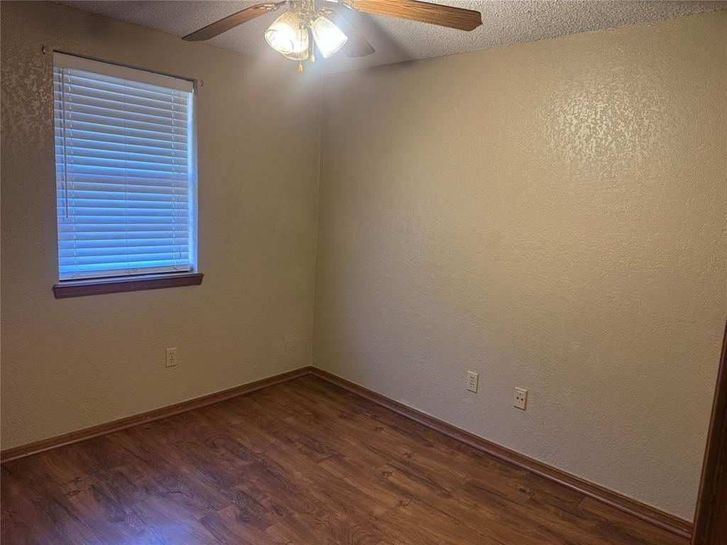 1009 Lap Wing Road - Photo 5 of 13