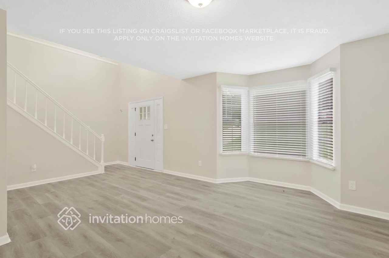 651 Fairforest Court - Photo 3 of 22