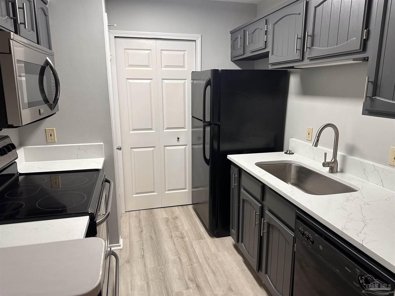 2299 Scenic Highway #P1 - Photo 2 of 7