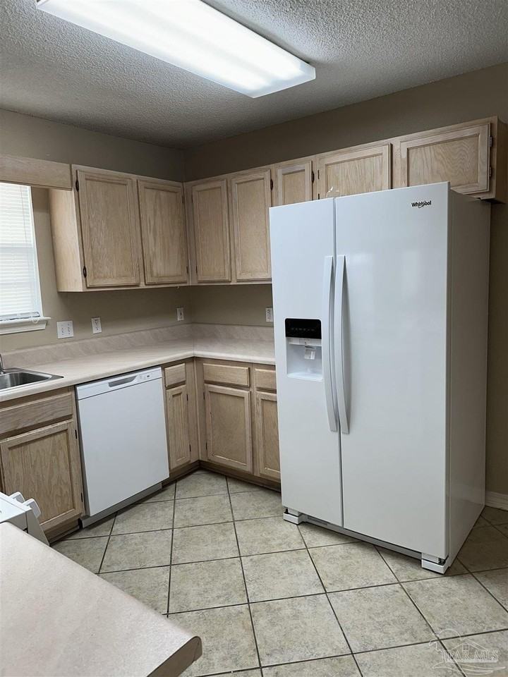 132 Wildflower Lane - Photo 7 of 23