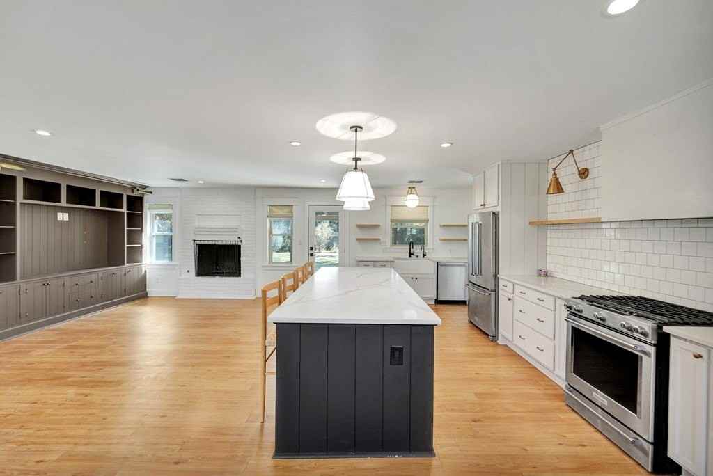 1609 Shell Avenue - Photo 6 of 24