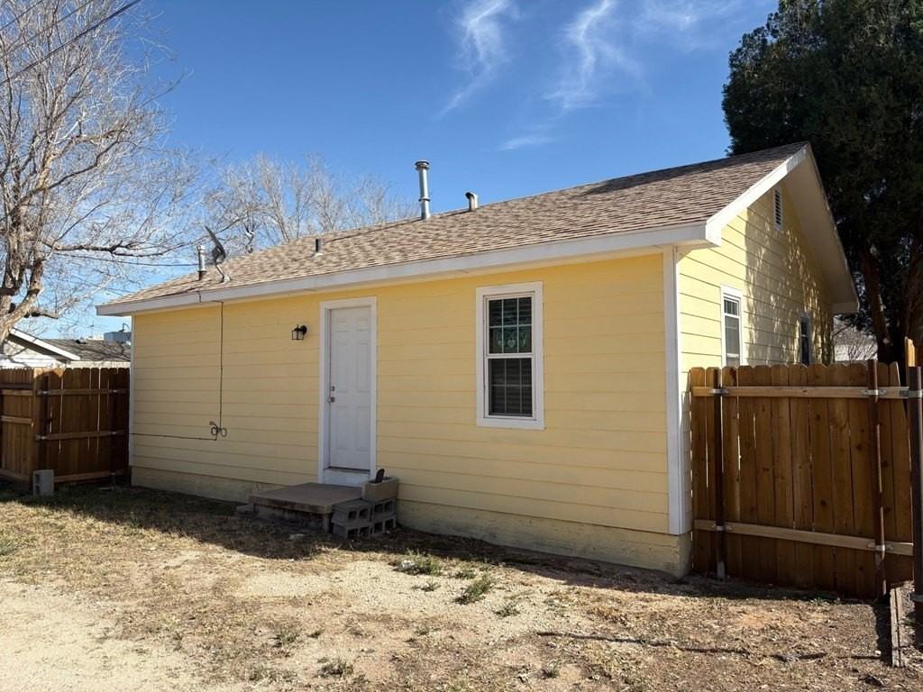 1208 West Michigan Avenue - Photo 2 of 12