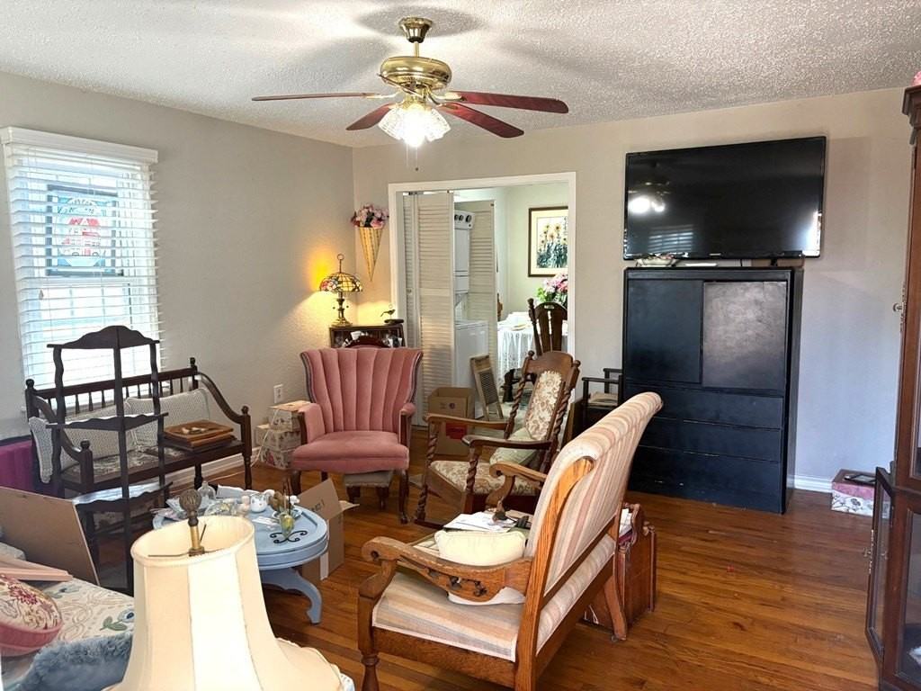 1208 West Michigan Avenue - Photo 3 of 12