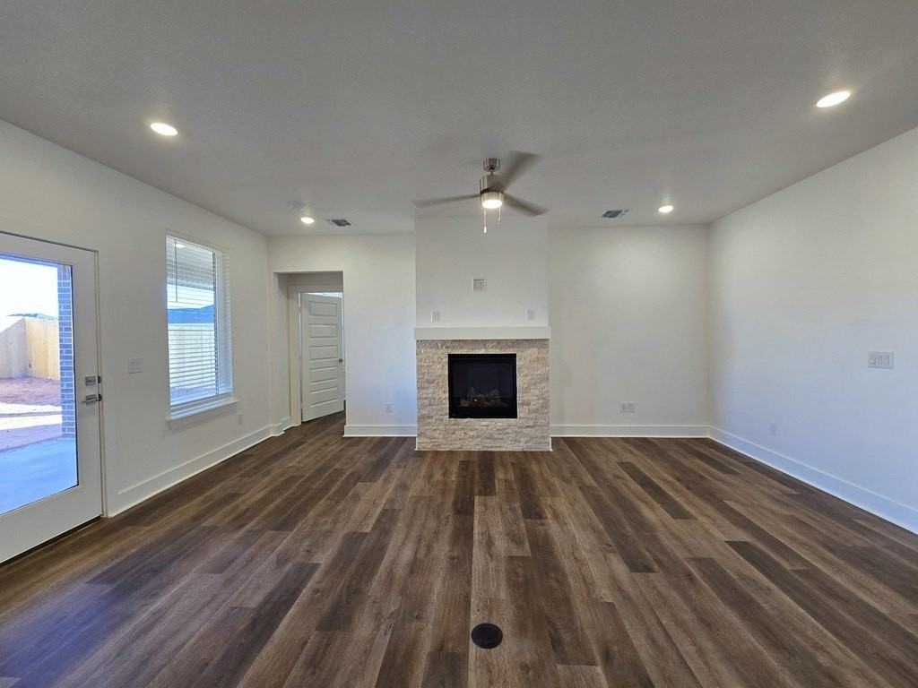 1321 Loess Street - Photo 3 of 23