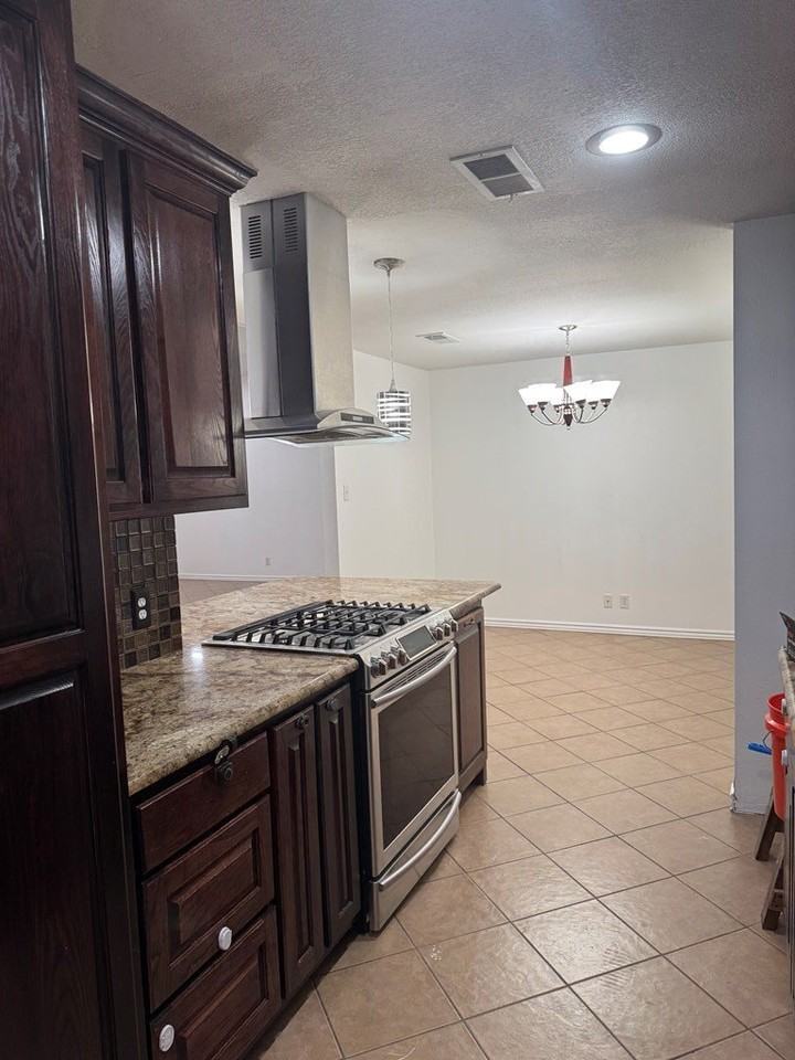 403 Crenshaw Drive - Photo 7 of 15