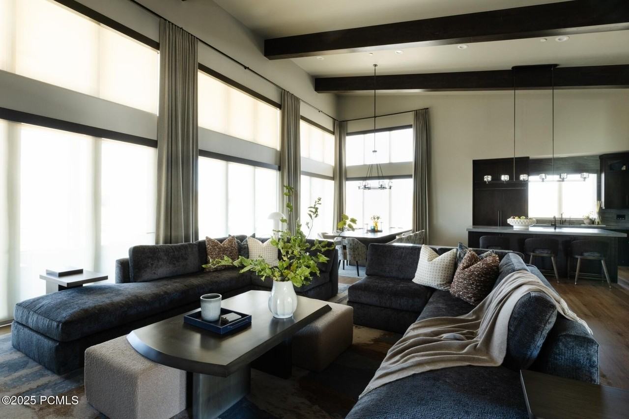 6001 Vista Point Dr - Photo 2 of 23