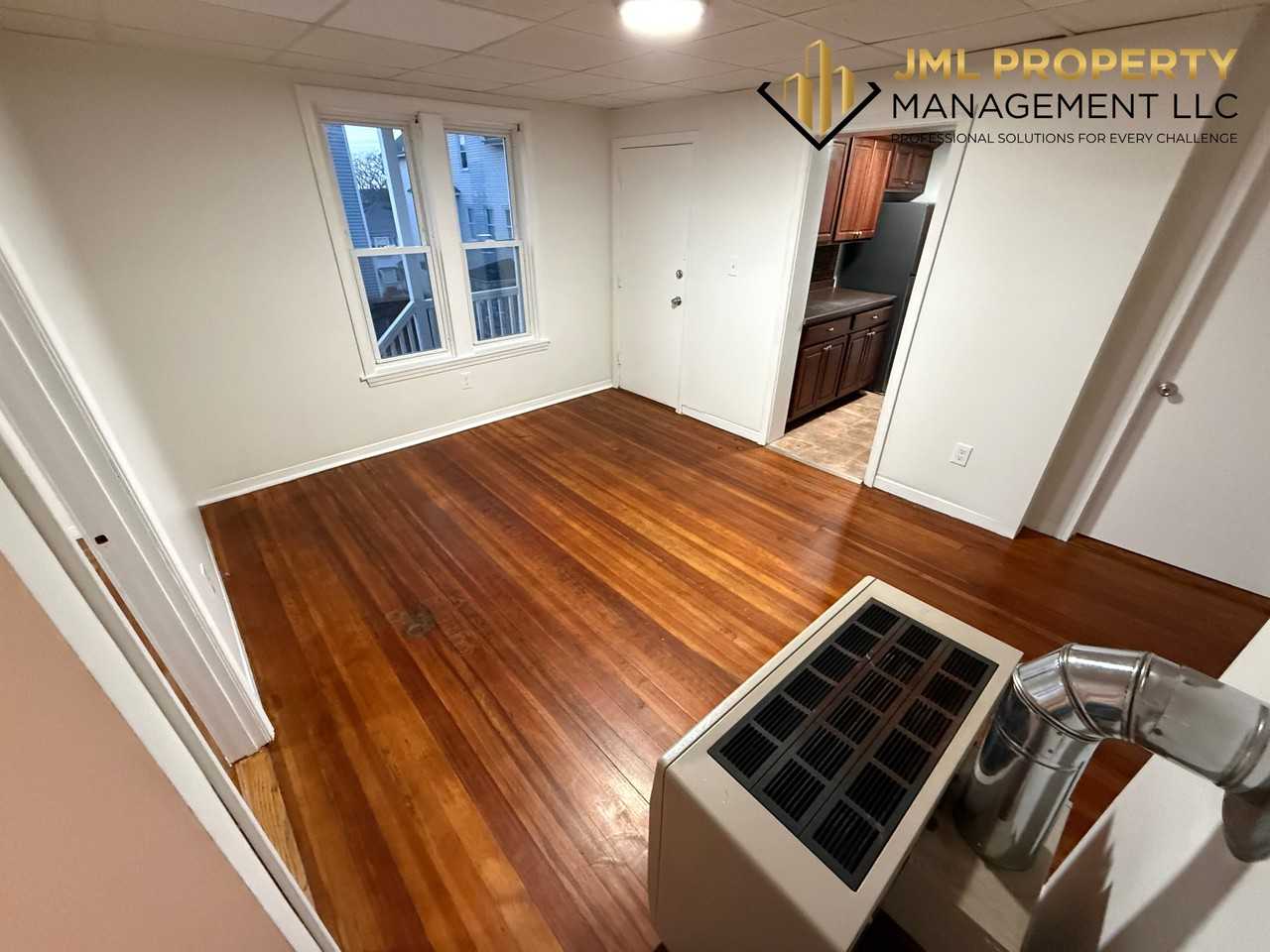 28 Mcclure Place #1 - Photo 6 of 10