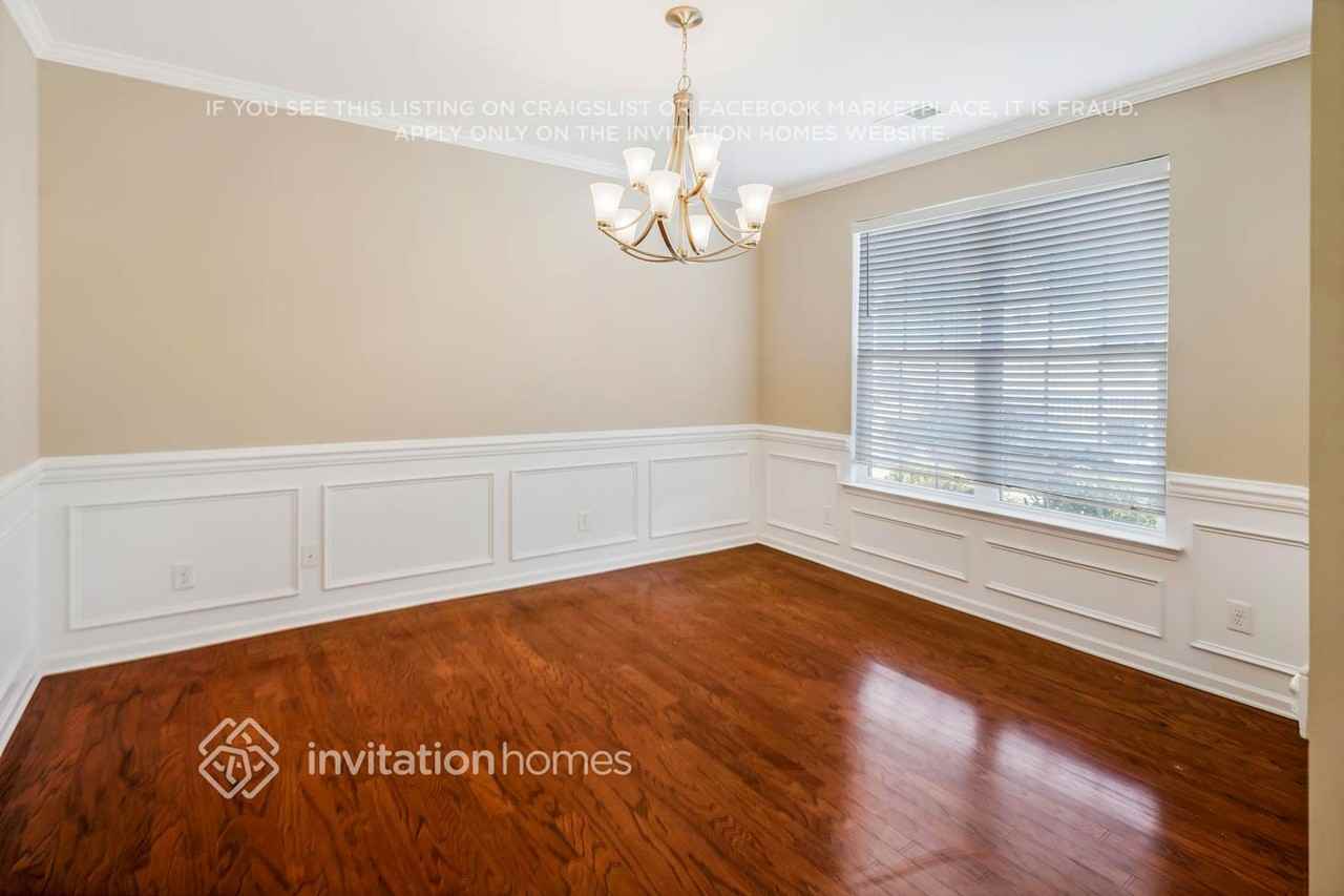 12507 Surreykirt Lane - Photo 7 of 22