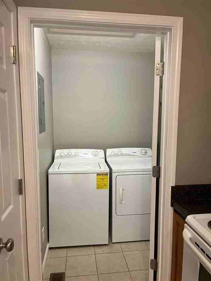 135 Amy Avenue #B - Photo 6 of 6