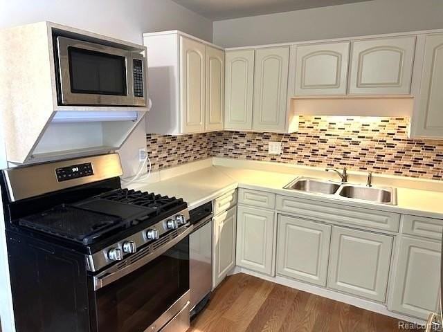 30817 Birchwood Street - Photo 4 of 19