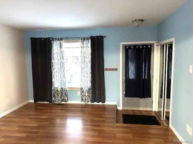 30817 Birchwood Street - Photo 7 of 19