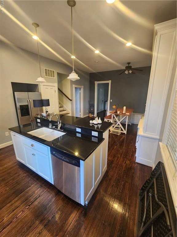 436 Dinwiddie St #1 - Photo 2 of 32