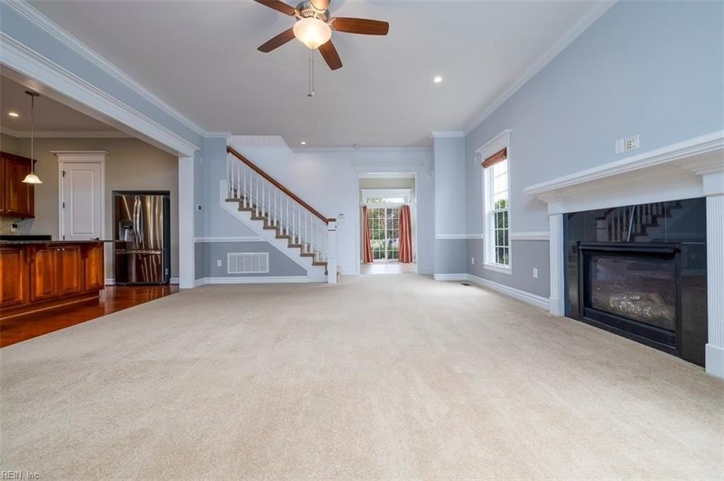 517 Robert Frost Road - Photo 7 of 42